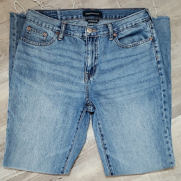 NWOT Aeropostale Boyfriend Flare Jean Raw Hem Blue Medium Wash Cotton Baggy SZ 8 - Picture 2 of 11